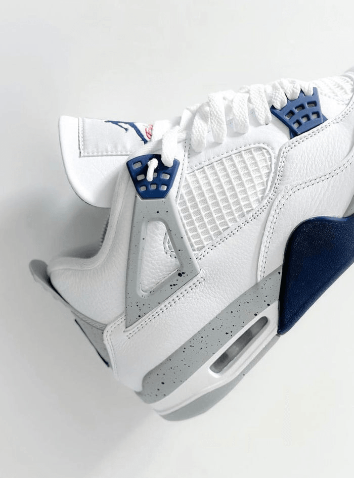 Jordan 4 Midnight Navy - Atmosneak