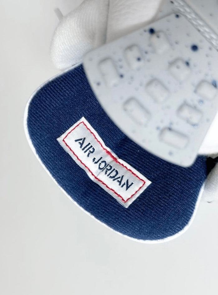 Jordan 4 Midnight Navy - Atmosneak