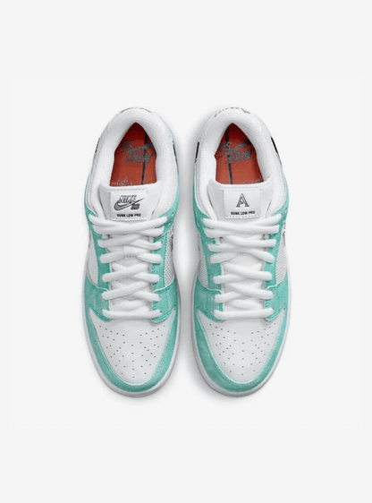 Nike SB Dunk Low April Skateboards - Atmosneak