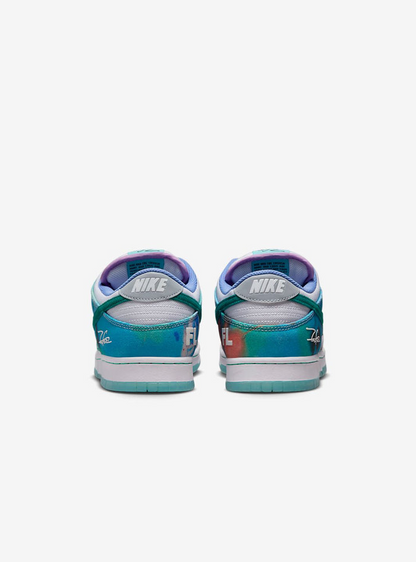 Nike SB Dunk Low Futura Laboratories Bleached Aqua